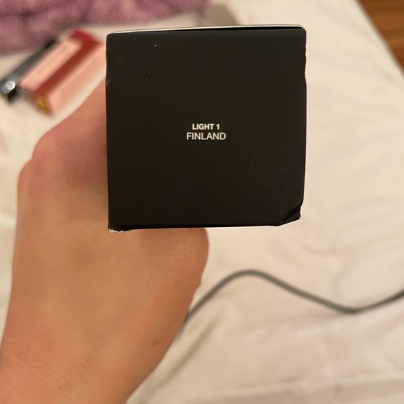 NARS Pure Radiant tinted moisturizer - Picture 5 of 5